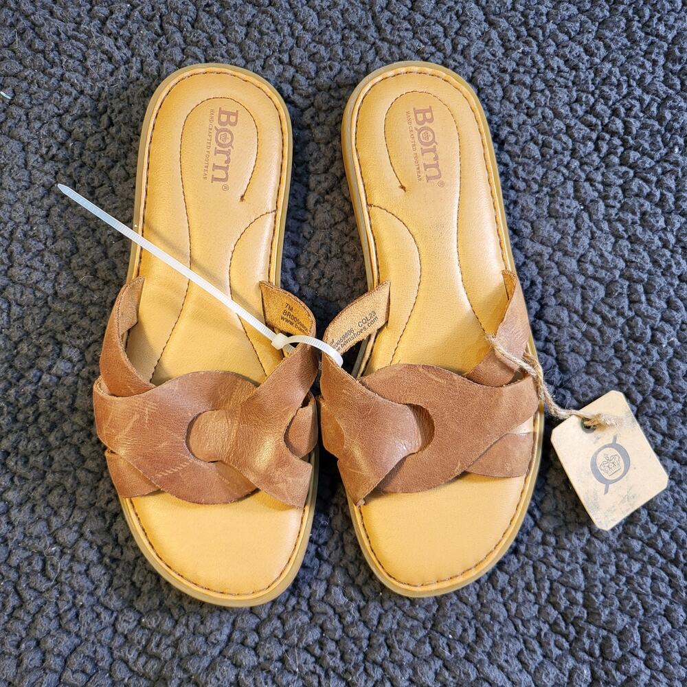 NEW BORN Isabella slide sandals in tan leather Womens size 7